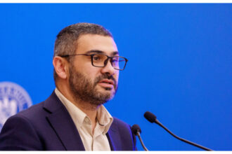 de ce ameninta ministrul muncii cu demisia jalonul din pnrr de care depinde mandatul lui florin manole plec singur 6993877cf0d48