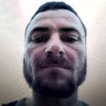 emil ganj este cautat de mai bine de 7 luni pentru crima in tot acest timp zeci de politisti il cauta si reclama neplata orelor suplimentare 698c36cd4c8d7