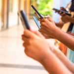 exclusiv consilier prezidential accesul copiilor la retele sociale trebuie reglementat prin varste dar cheia e educatia si gandirea critica 698098b55a48e