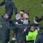 galerie foto bataie generala dupa cfr cluj u cluj cristiano bergodi eliminat dupa ce a luat de gat un jucator 6987a9c23651b