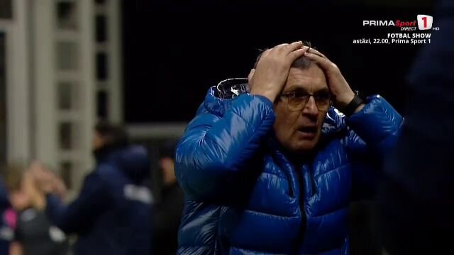 galerie foto ce gafa neagoe si a pus mainile in cap dupa ce a vazut greseala din petrolul fc arges 698f8959cea1b