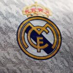 galerie foto real madrid isi schimba sigla cu ocazia aniversarii a 125 de ani cum va arata noul echipament 6994dfb88ca04
