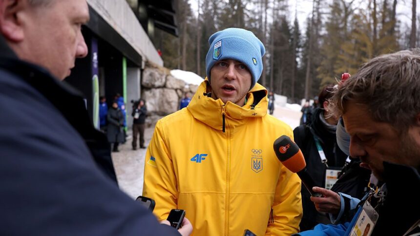 galerie foto ucraineanul interzis la jocurile olimpice a primit 200 000 de dolari exact suma pentru o medalie de aur 69958ae8a3f5f