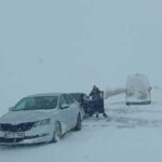 haos total in judetul constanta o ambulanta a derapat trei microbuze de transport persoane si doua masini sunt blocate 6995d2962a394