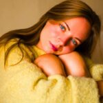 if your daughter has these 10 things in her home shes lonelier than you realize 6991e83b46e8e