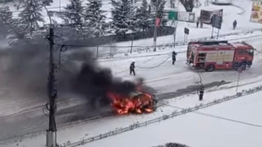 incendiu violent pe o sosea din giurgiu o masina a fost mistuita de flacari interventie de urgenta a pompierilor 69998c76caca3