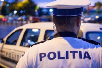 jaf armat la o sala de jocuri din campulung un barbat mascat a amenintat casierita cu pistolul si a fugit cu o suma imensa de bani 698f83b65256d