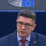 luis lazarus il critica dur pe bolojan dupa intrarea in recesiune nu asa se scoate romania din criza a dat foc tarii acest individ 698f2f79cb38b