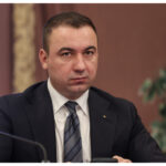ministrul energiei bogdan ivan asteptat luni in parlament la ora guvernului pentru a explica criza apei potabile din arges 6992f6335d87f