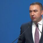 ministrul energiei bogdan ivan asteptat luni in plenul camerei deputatilor in contextul crizei apei potabile din judetul arges 6992b23b4cba8