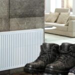 motivul pentru care nu ar trebui sa iti usuci pantofii uzi pe calorifer greseala colosala pe care foarte multi oameni o fac 6984ab7a7dd95