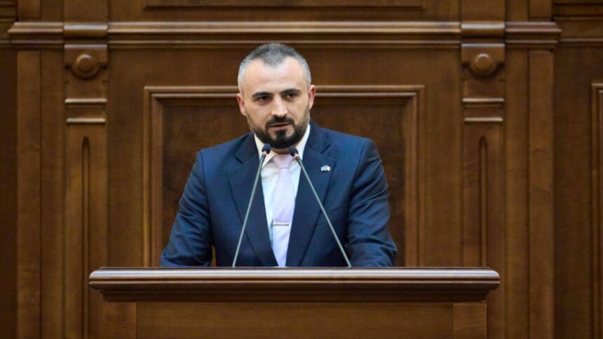 nicolae vlahu senator aur justitia constitutionala nu se apara prin discursuri politice 6985d553bc22d