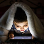 nicusor dan despre interzicerea retelelor sociale pentru copii sa lasam specialistii sa dezbata inainte de o decizie politica 698ed0711ecb8