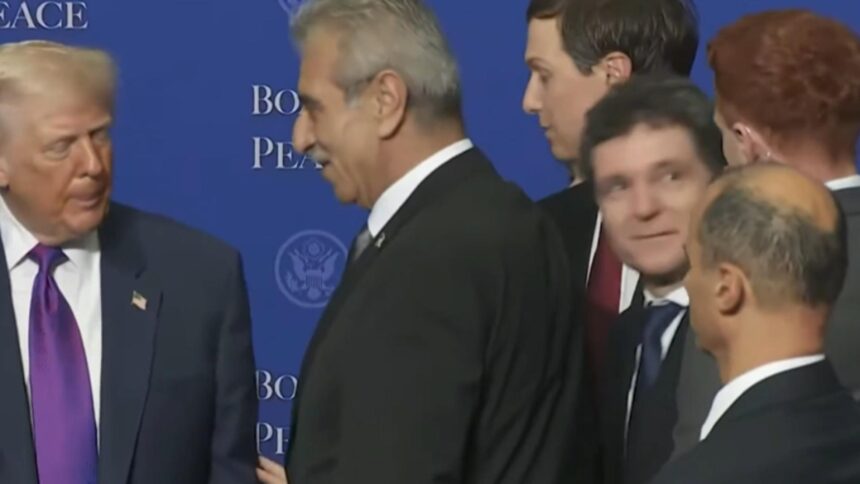 nicusor dan pus la punct de secret service la consiliul pentru pace video 699816a4c7465