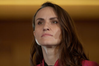 opozitia a depus la senat o motiune simpla impotriva ministrei de externe oana toiu pentru sustinerea acordului ue mercosur 69959f26cb0ef