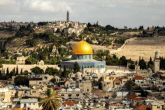 pelerini si turisti romani blocati in israel reprezentanta patriarhiei romane la locurile sfinte ii va ajuta sa se intoarca acasa 69a2eecf843e9