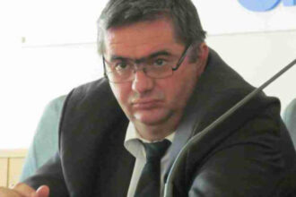 psd cere usr sa il retraga pe pensionarul special salvador caragea de la conducerea uzinei mecanice sadu 69a05555a5342