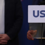 purtatorul de cuvant al usr ii cere lui radu oprea sa demisioneze din guvern dupa ce a comparat taierile de personal cu auschwitz 698da7ffcbd75