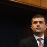 radu miruta atac la psd si pnl au venit unii certati cu scoala si au inceput sa imparta bani in stanga si dreapta 69a337927d39f