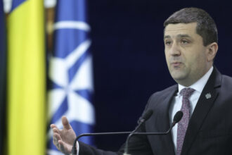 radu miruta si psd gorj protagonistii unui scandal din cauza unui indemn primit de primarii social democrati nu a miscat un deget 699a043ae210f