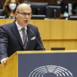 rares bogdan despre economia romaniei cresterea taxelor inseamna nenorocire sufoci economia cea care plateste taxe 698f6203aaeed