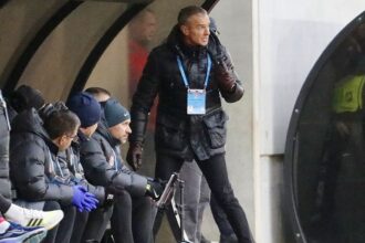 reactia lui pancu dupa ce dorinel munteanu a acuzat arbitrajul din hermannstadt cfr eu am vazut bine 69943245d4b8d