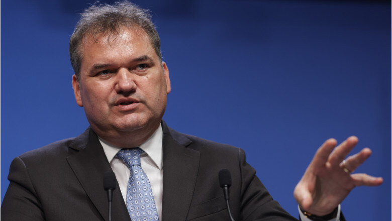 reforma administratiei locale un sfert dintre primarii nu trebuie sa concedieze niciun angajat spune ministrul cseke attila 6982352506c67