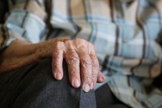 reforma pensiilor in 2026 bolojan considera cresterea varstei de pensionare unica solutie pentru evitarea colapsului economic 69962bb224f8b