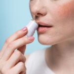 remedii naturiste pentru buze uscate si maini crapate care sunt cauzele si solutiile conform specialistilor 69807ed621287