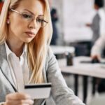 romanii cu rate restante primesc o plasa de siguranta o noua lege obliga bancile sa ofere solutii inainte de executarea silita 698a58aeb9e8d