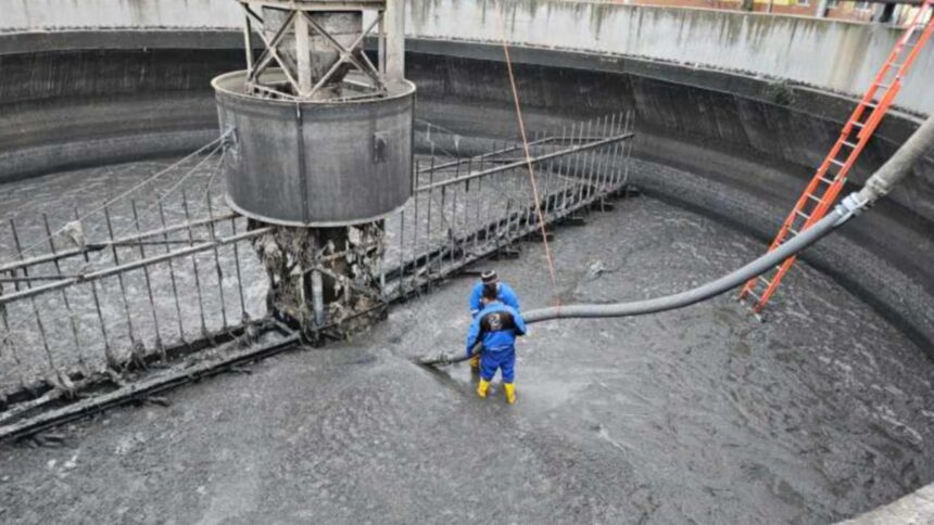 statia de epurare a apei din brasov blocata de un volum neobisnuit de mare de servetele umede apelul companiei apa brasov catre cetateni 69948cd1d76cc