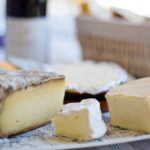 tragedie in braila un barbat a murit dupa ce a consumat branza din comert simptomele au fost confundate cu gripa 6980bbe8e835c