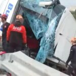 tragedie in turcia opt morti si 26 de raniti dupa ce un autobuz a iesit de pe sosea si s a rasturnat foto video 697f4844a0ef4
