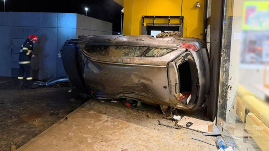 un barbat a fost retinut dupa un accident violent intr o parcare a unui mall din cluj 69862544a1431