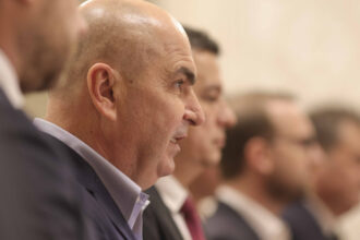 un lider pnl ameninta cu iesirea de la guvernare psd joaca doar la specula fara reforme nu vad de ce am ramane intr o coalitie 6994513238790