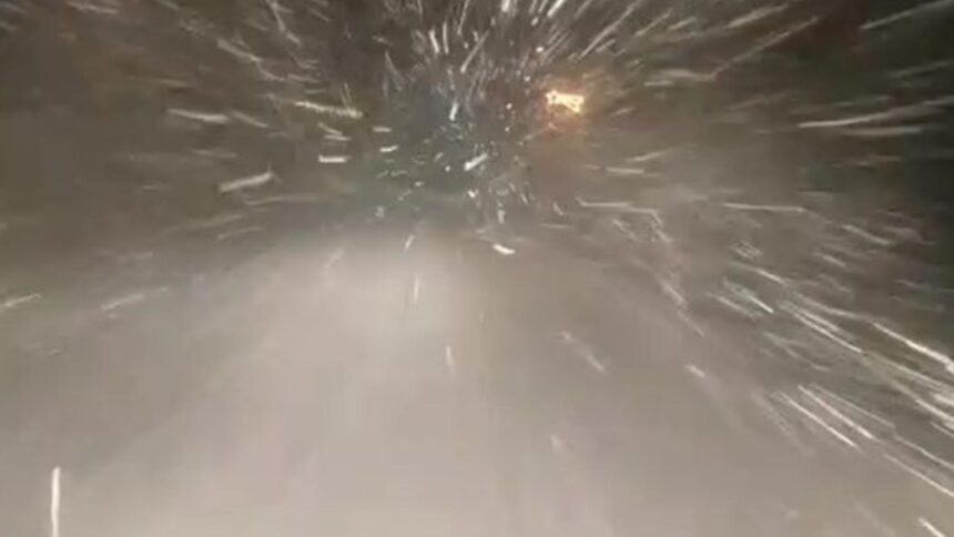 urgia alba paralizeaza soselele din romania trafic restrictionat pentru masinile mai mari de 75 tone pe dn1 sectorul nistoresti azuga 6994c056af4da