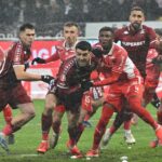 video dinamo a pierdut derby ul cu rapid dar a dat jucatorul meciului 699a9d4dc0ec5