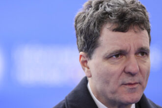 video nicusor dan despre europa cu doua viteze nu trebuie sa fim ingrijorati nu exista o intentie pentru regimuri diferite 698dc8fc87a48