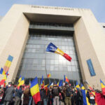 video proteste aur in tara fata de majorarea taxelor si impozitelor locale george simion a mers la ploiesti 698de6483c9f9