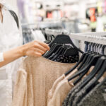 video ue schimba regulile in industria modei hainele si incaltamintea nevandute din magazine nu vor mai putea fi distruse ce spun romanii 6992cad418b31