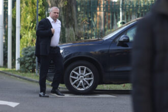 video un primar avertizeaza ca reforma lui bolojan poate fi fentata care este trucul legal gasit de edili pentru a nu taia posturi 699ee1b948a8f