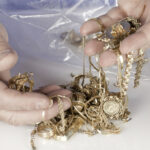 6 kilograme de aur si diamante in valoare de 37 milioane lei confiscate in calarasi anaf a predat tot aurul trezoreriei 69aaa8fe1be39