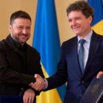 acord energetic semnat la cotroceni doua linii noi de energie electrica vor conecta romania si ucraina document 69b2f2136b0b3