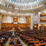 conducerea parlamentului a anulat deplasarile externe ale alesilor saptamana viitoare prezenta obligatorie la dezbaterea bugetului 69b32de756816