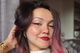 fiica elenei lasconi scandalizeaza din nou opinia publica khamenei era mai feminist decat patriarhul daniel 69a6e92702bb1