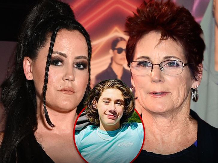 jenelle evans son jace hospitalized after allegedly pulling gun on grandma 69b0703813974