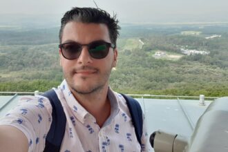 razvan pascu consultant in turism despre soarta oamenilor blocati in dubai dar si in alte destinatii statul qatarez acopera costurile suplimentare de cazare pentru turistii blocati 69a5fffb5cc2a