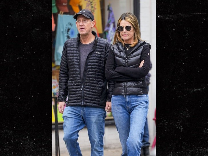 savannah guthrie puts on brave face in nyc as search for mom continues 69aee4389b122