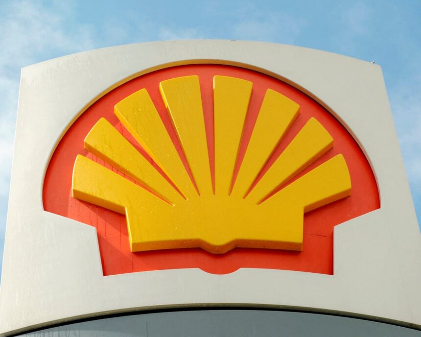 shell ceos pay jumps 60 despite slump in oil firms profits 69b2a88c8afa0